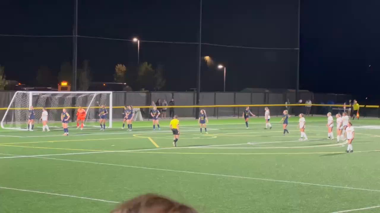 Soccer Game Preview: Carmel vs. Avon