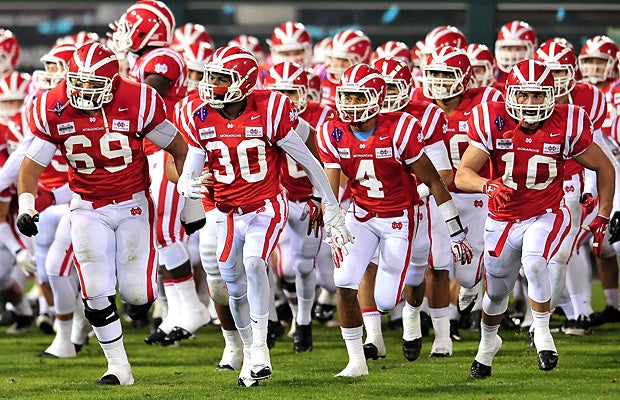 Mater Dei moved into the No. 4 spot in this week's Southern California football rankings after an opening week win over Centennial.