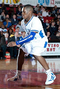 Paris Lee, Mac Irvin Fire