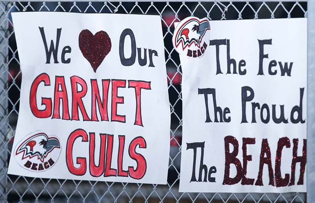Fans let it be known that 2012 was a season to remember for the Garnet Gulls.