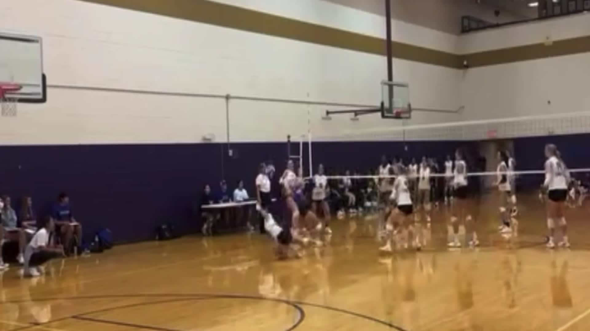 Volleyball Recap: Canyon Has No Trouble Against Hereford