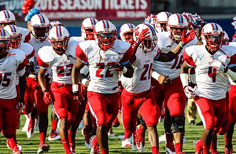 No. 7 Skyline faces fellow 3-1 team Lake Highlands Friday in one of the top games of the week in Texas.