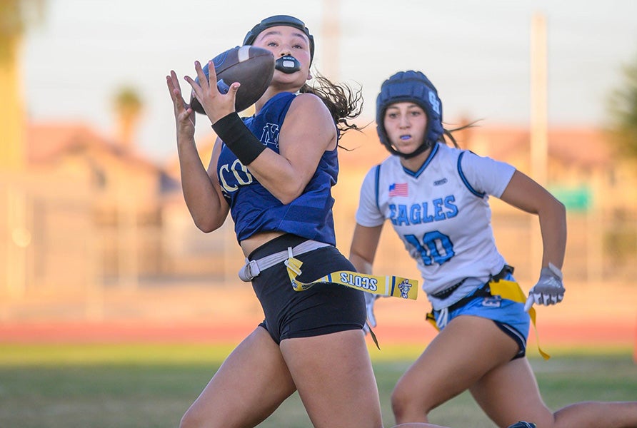 Record-setting receiver Jessica Manriquez returns to bolster a prolific aerial attack from Vincent Memorial, one of the 18 teams competing in the MaxPreps Flag Football Showdown Sept. 11-12. (PHOTO: Camilo Garcia Jr.)