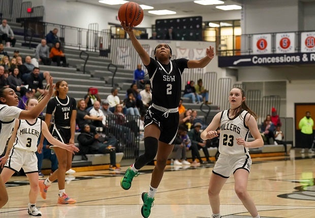 Rashunda Jones has helped South Bend Washington to a 19-0 start and No. 11 spot in the MaxPreps Top 25 girls basketball rankings. (Photo: Tyler Hart)