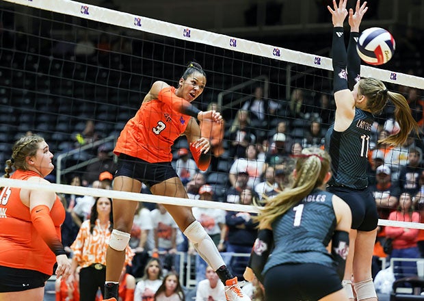 Aizlyn Dewberry led Wink to the Class 2A state championship game in Texas. (Photo: Robbie Rakestraw)