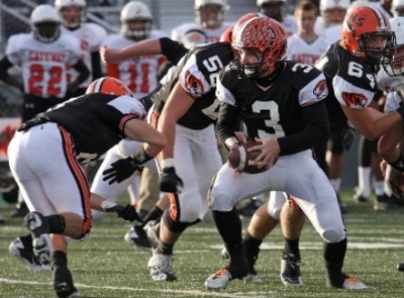 Lakewood quarterback Dylan Nelson.