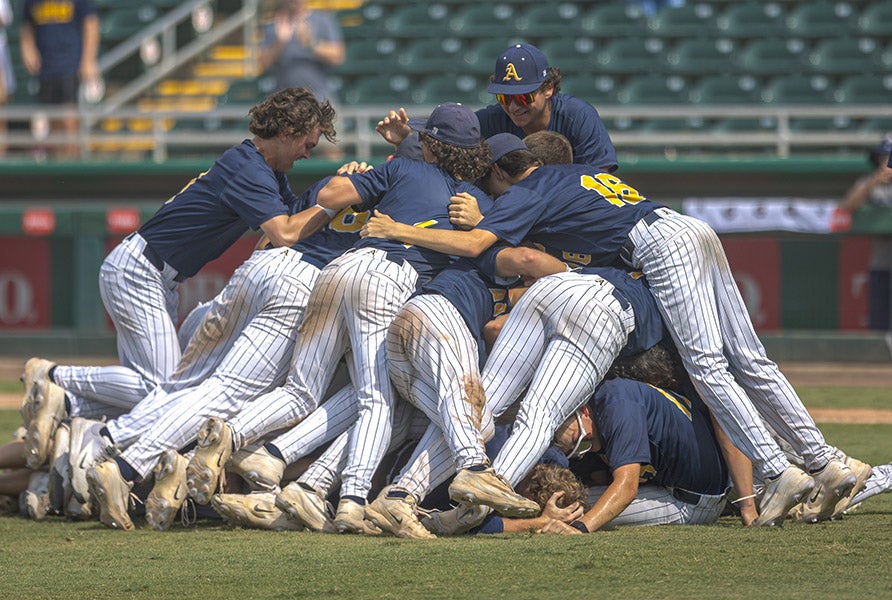 MaxPreps Cup: St. Thomas Aquinas closes the gap on Carmel in updated standings