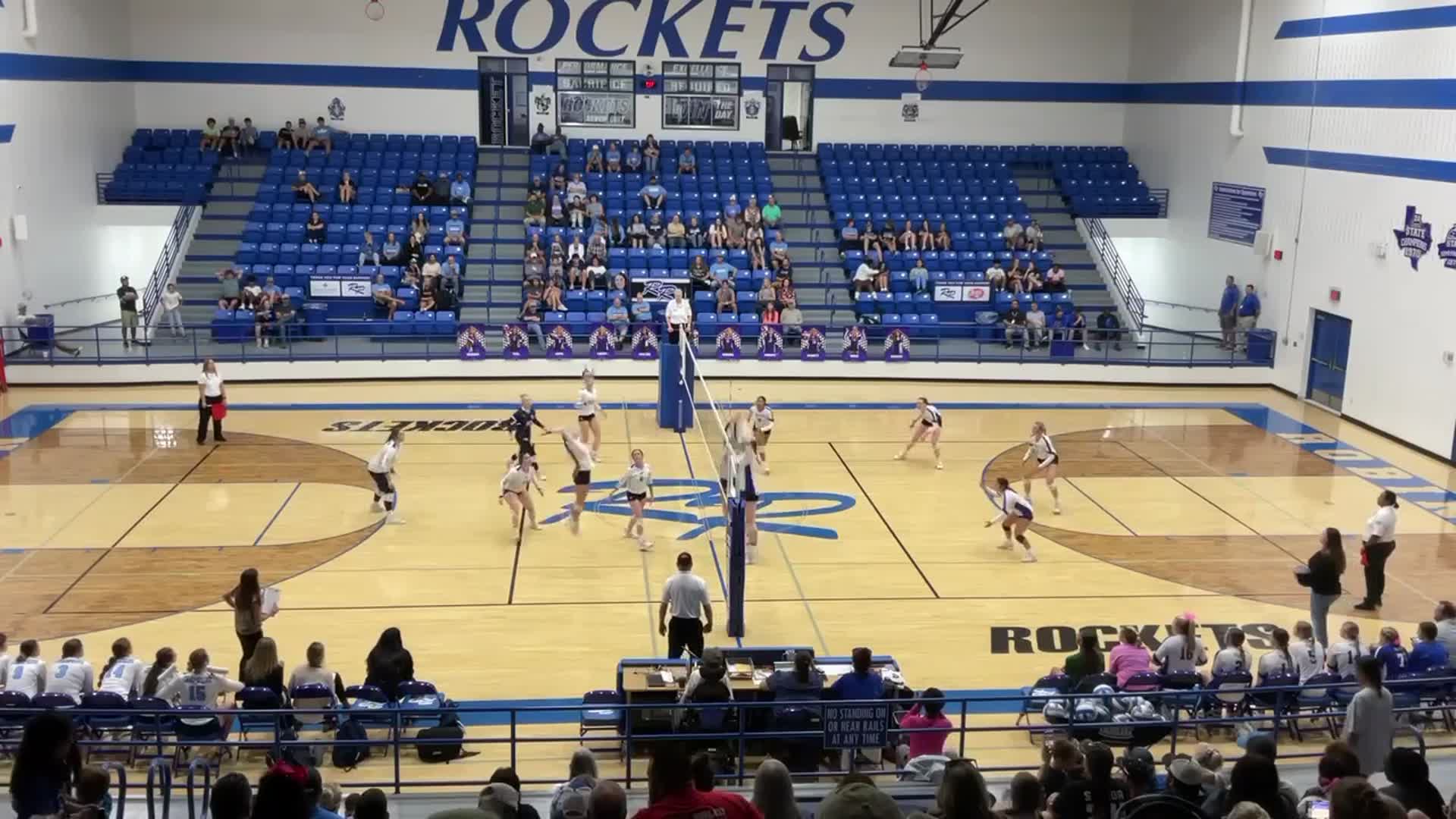 Softball Recap: Robinson Finds Playoff Glory Versus Shepherd