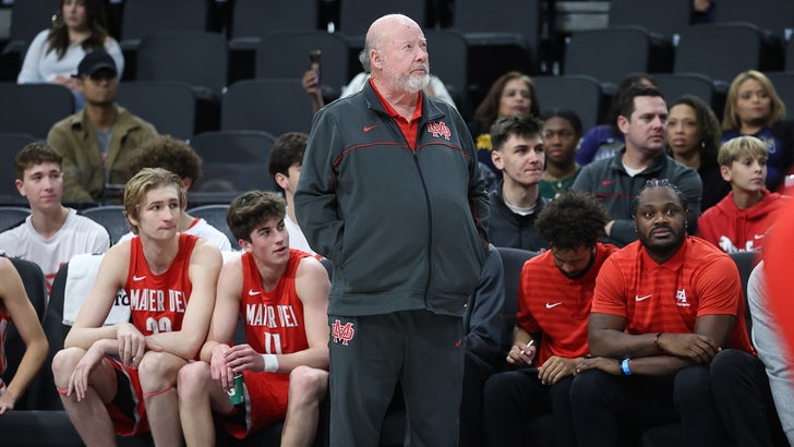 BASKETBALL: Active coaching wins leaders