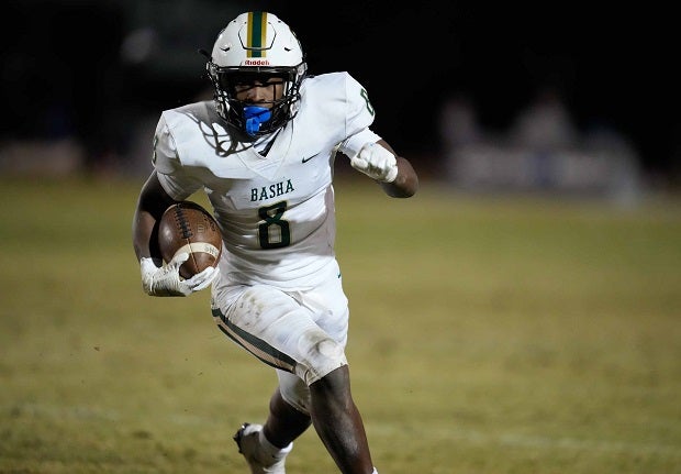 Basha's Deshaun Buchanan scored both TDs for the Bears in their 14-7 upset win over No. 9 Chandler on Friday. (Photo: David Venezia)