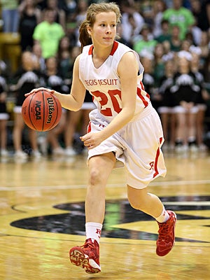 Maggie Grossaint, Regis Jesuit