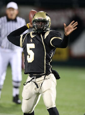 Rush-Henrietta quarterback Ashton Broyld.