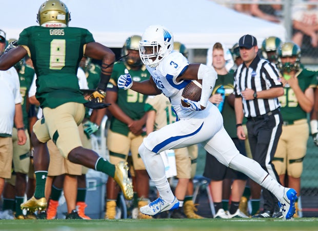 IMG Aacdemy tight end Tre' McKitty