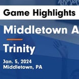 Basketball Game Recap: Middletown Blue Raiders vs. Trinity Shamrocks