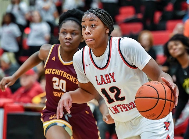 LSU commit Mikaylah Williams is the MaxPreps Louisiana Player of the Year for the second straight year. She heads to Baton Rouge after winning a Division I state title in her senior season. (Photo: Wayne Grubbs)