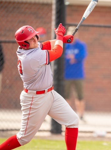 Caden Wagner, Regis Jesuit