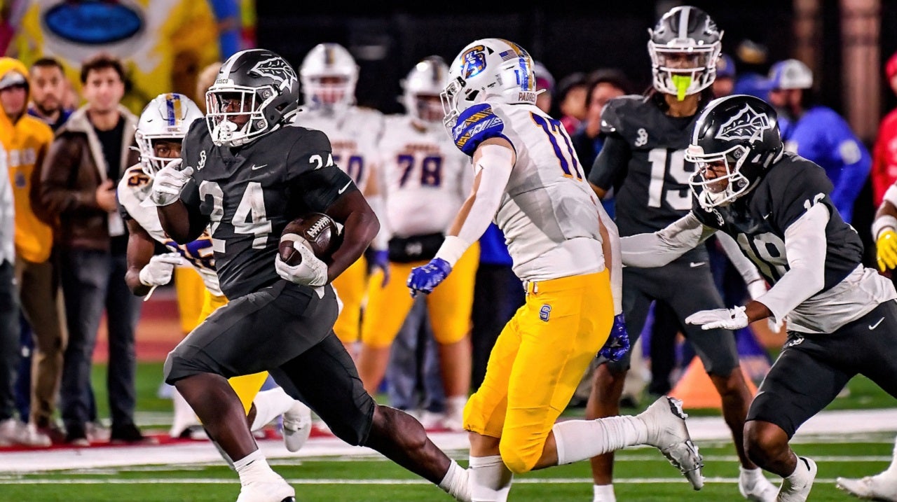 High school football rankings: St. John Bosco solidifies No. 1 spot in MaxPreps Top 25 with dominating 45-0 win over Serra in CIF Open Division finals