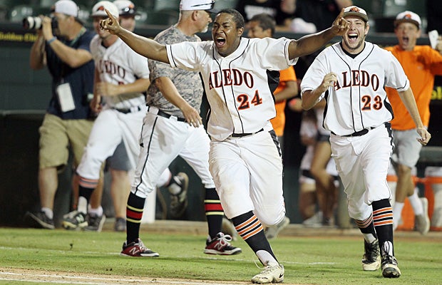 Aledo moves into the No. 10 spot in the Southwest rankings after winning the Texas 4A title.