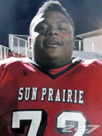 Sun Prairie defensive tackle Craig
Evans has also committed to
Wisconsin.