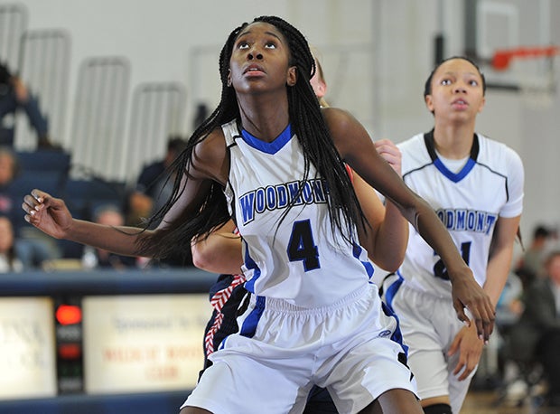 Woodmont's Azriela Folkes had eight blocked shots in a win over Hickory Grove.