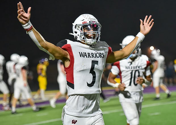 MaxPreps Nebraska Player of the Year Anthony Rezac celebrates a September victory over Bellevue West. (Photo: Hannah Pokharel)