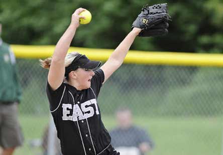 Sara Pearson, a Memphis signee, is hoping to lead Lakota East to an Ohio state title, a rarity for Cincinnati-area teams from the large school division.