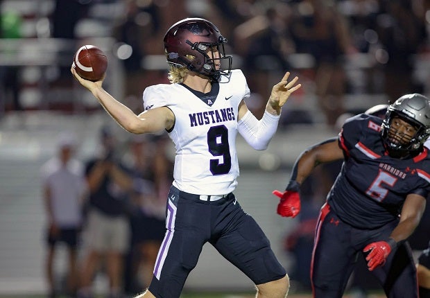 High school football rankings: Buford moves up to No. 6 in MaxPreps Top 25 after 39-27 win over Mill Creek