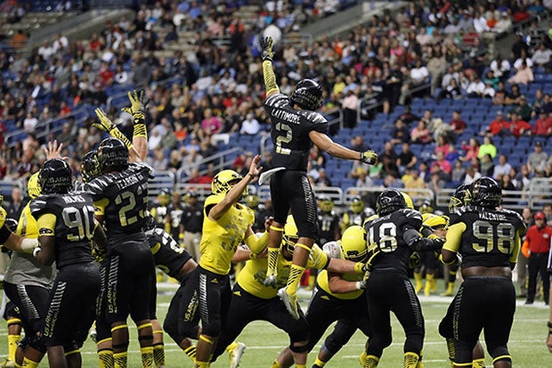 Marshon Lattimore jumps in an attempt to block a kick at the 2014 Army All-American Bowl.