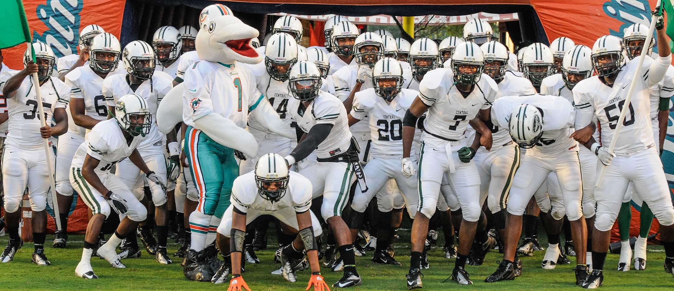 Central storms into the rankings following a convincing victory in the Class 6A finals.