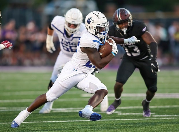No. 4 IMG Academy enters its final game of the season against St. Frances Academy looking to improve its spot in the MaxPreps Top 25 rankings. (Photo: Carl Edmondson Jr.)