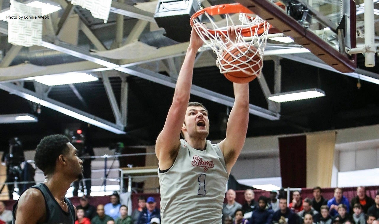 Top 25 basketball scoreboard