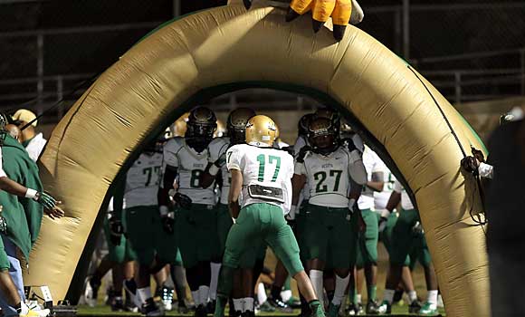 DeSoto has emerged as the nation's new No. 1 team. But can other hard-charging teams take that away from them?
