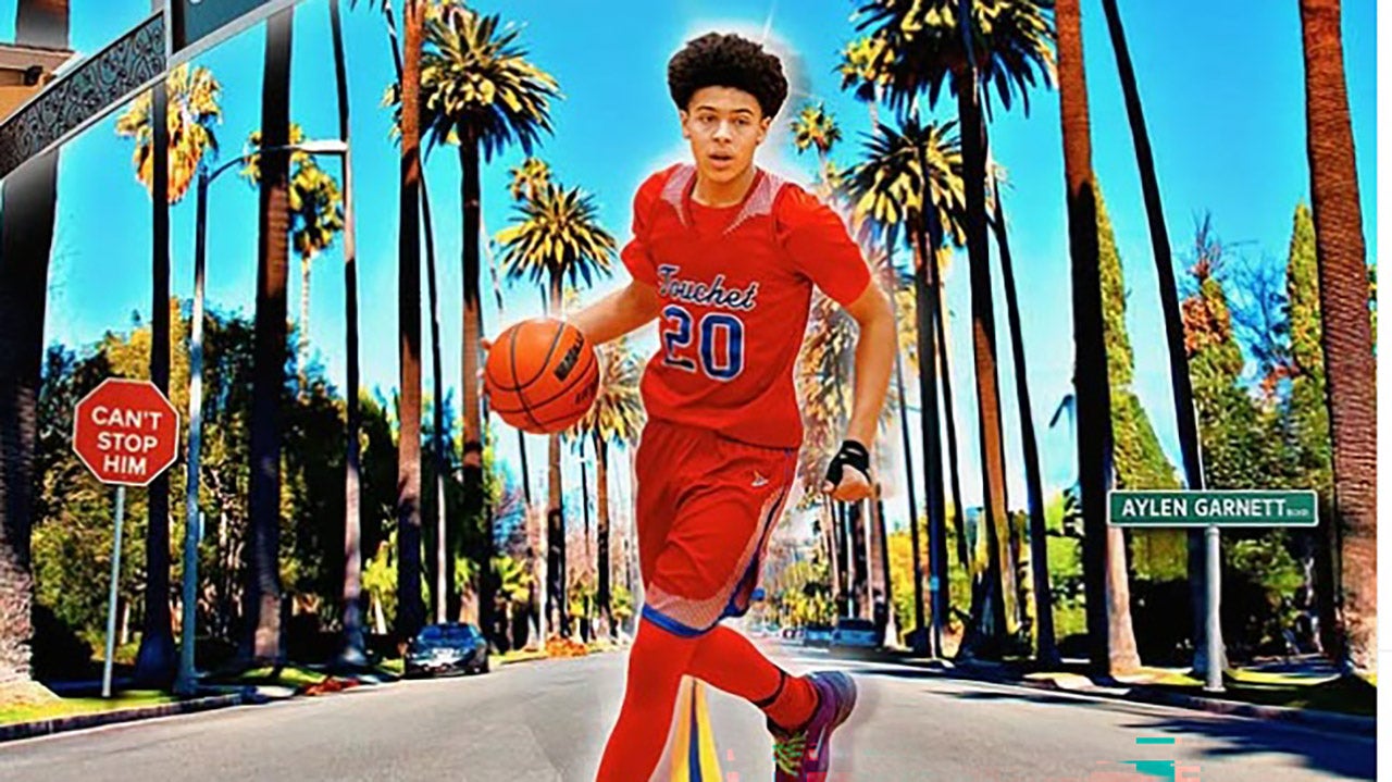 HIGHLIGHTS: 8th-grader averaging 41 ppg