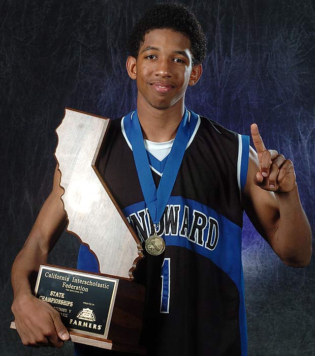 Morris and Windward finished with a California state title in 2009.