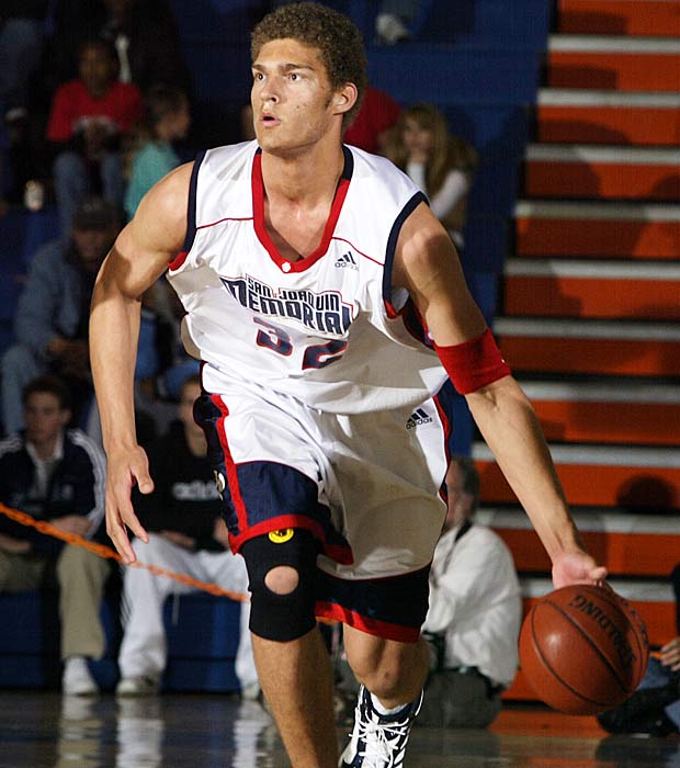 Lopez teamed with future NBA players Quincy Pondexter and Robin Lopez at San Joaquin Memorial.