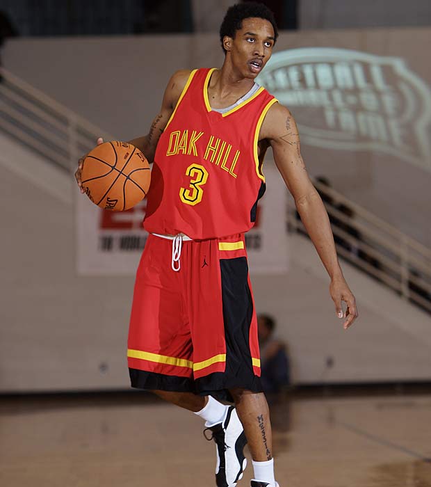 As a junior, Jennings and Oak Hill Academy went 40-1 overall.