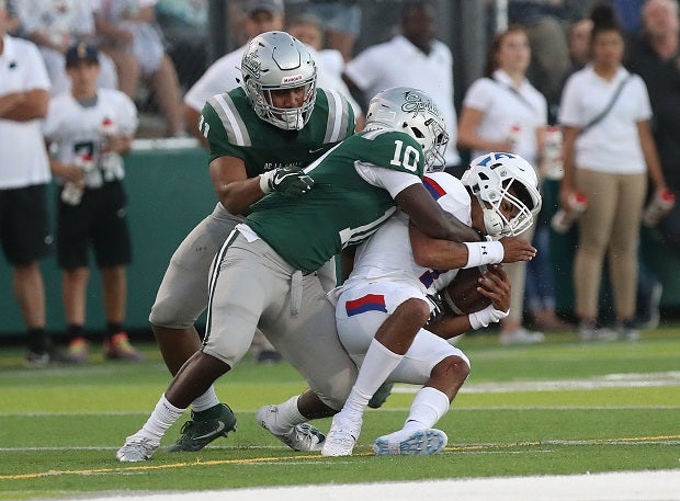 De La Salle moved up three spots to No. 15 in the Top 25 after a 14-0 win Friday over Folsom.