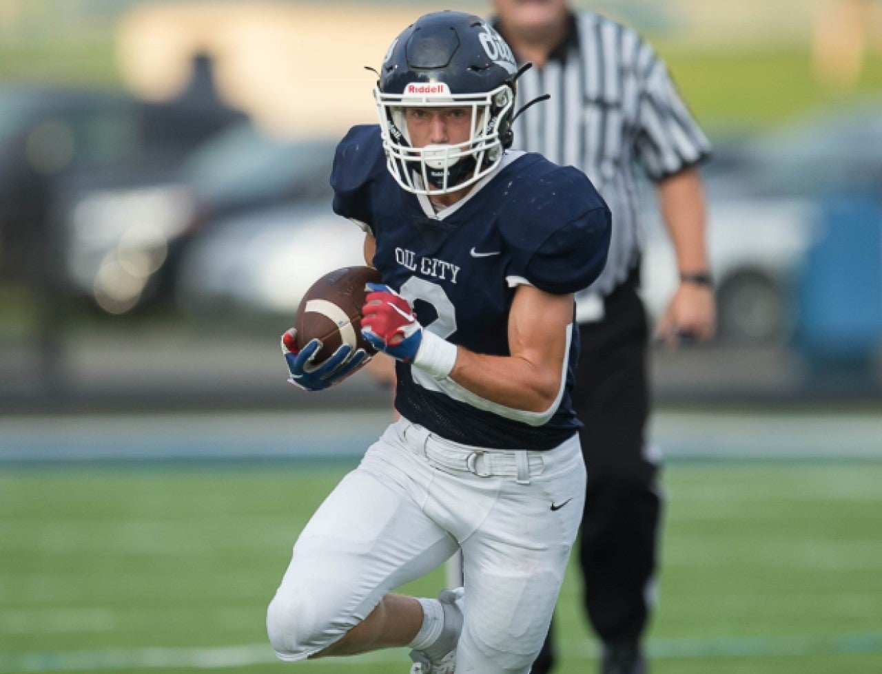 High school football Pennsylvania phenom Ethen Knox surpasses 6,000