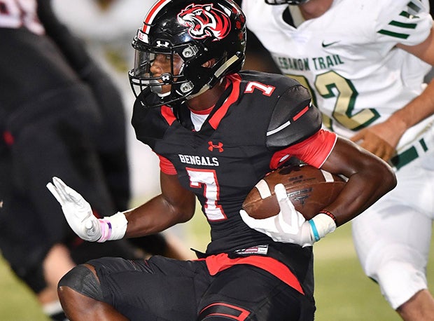 Braswell receiver Cam Smith holds 14 offers.