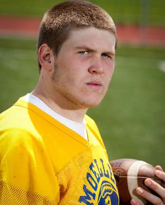 Alex Gall will be a big part of a physical and experiencedoffensive line for Moeller.