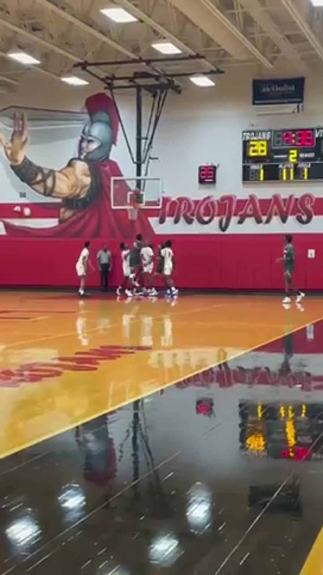 Basketball Recap: Lamar Consolidated Extends Winning Streak to T