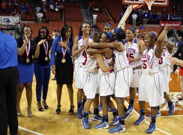 Duncanville won it all last season and is back for another shot at national stardom.
