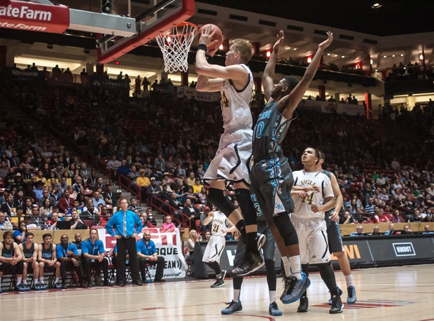 Cleveland and Hobbs met last season in the 6A title game. This year they could meet again in the postseason.