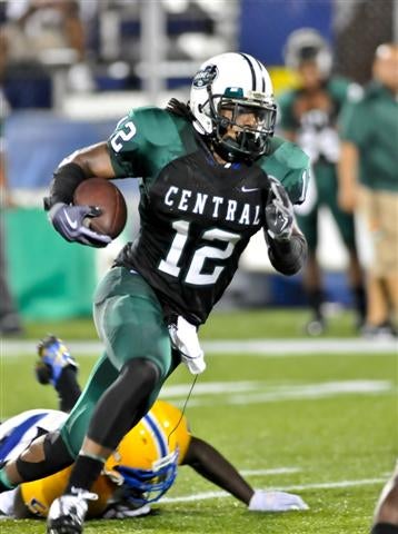 Central RB Brandon Gainer rushed for game-high 93 yards.