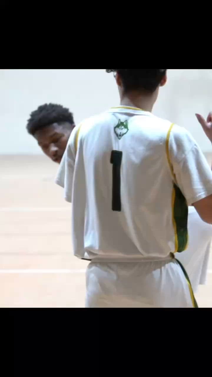 Basketball Recap: Success Coupet Key Part of Team Effort in Huskies Win