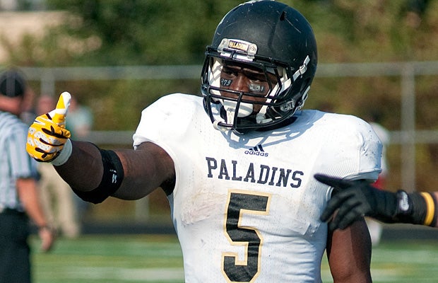 Paramus Catholic dominated St. Ignatius on the road, 44-10, to remain in the No. 2 spot in the Northeast.