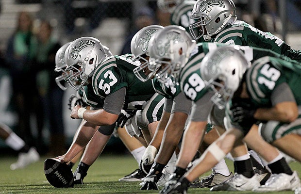 At 5-0, De La Salle moves into the No. 8 spot in this week's West rankings.