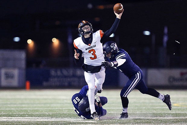 Trey Feeney in action during a 2019 playoff game against Bemidji.