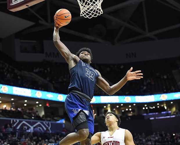 Center Isaiah Stewart