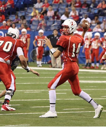 Quarterback Luke Johnston, Southport